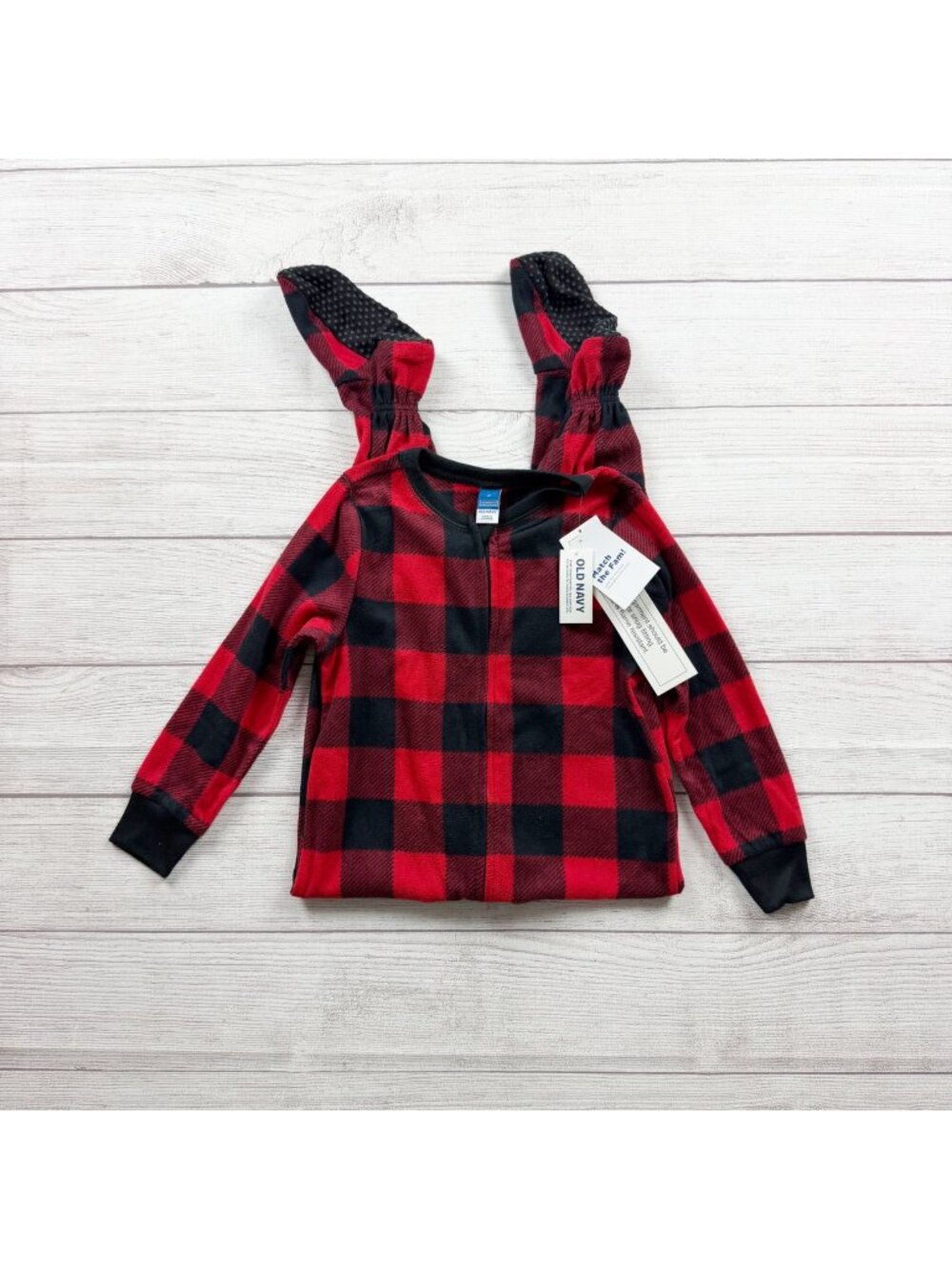 Old Navy Kids Buffalo Plaid Fleece Footed Pajamas Red Black NWT 4T